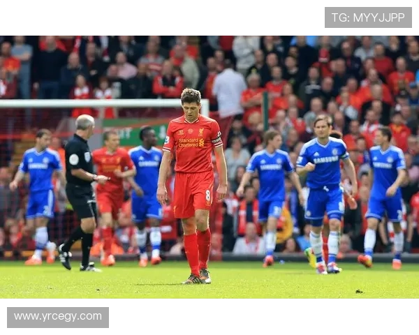 传奇11号足球明星的辉煌历程与场上风采解析